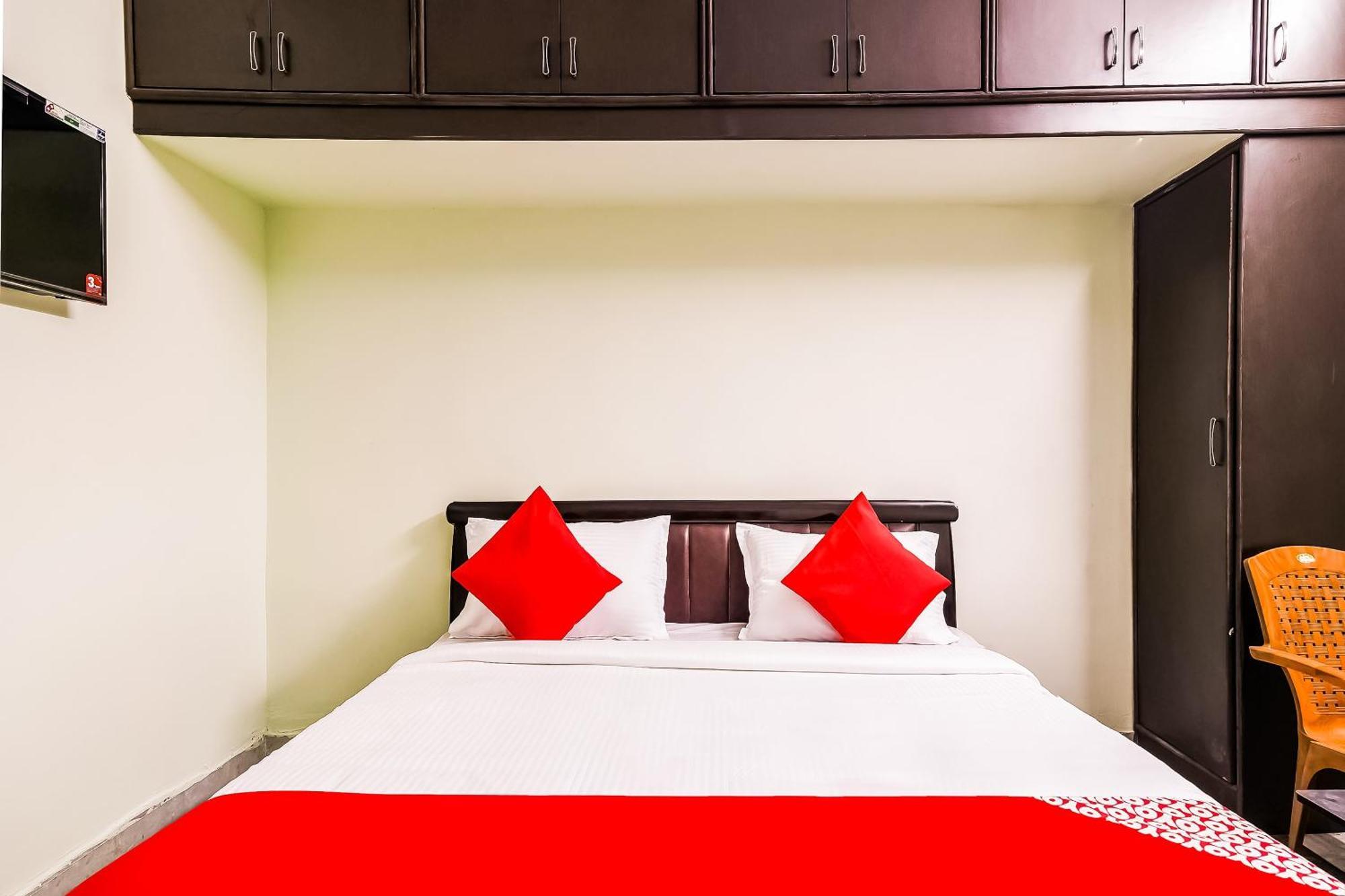 Hotel O Kartikeya Park View Residency Chittoor Esterno foto