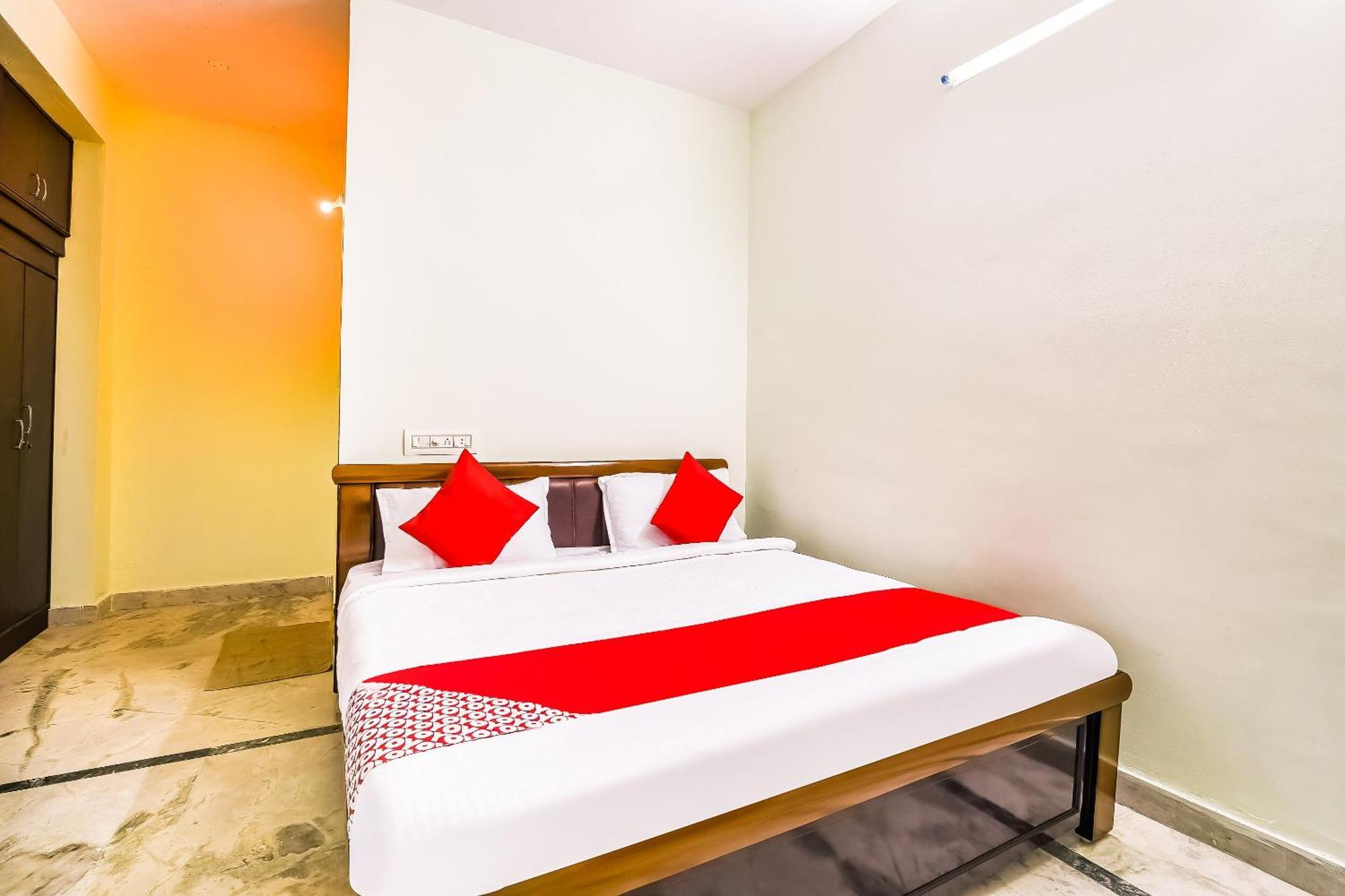 Hotel O Kartikeya Park View Residency Chittoor Esterno foto