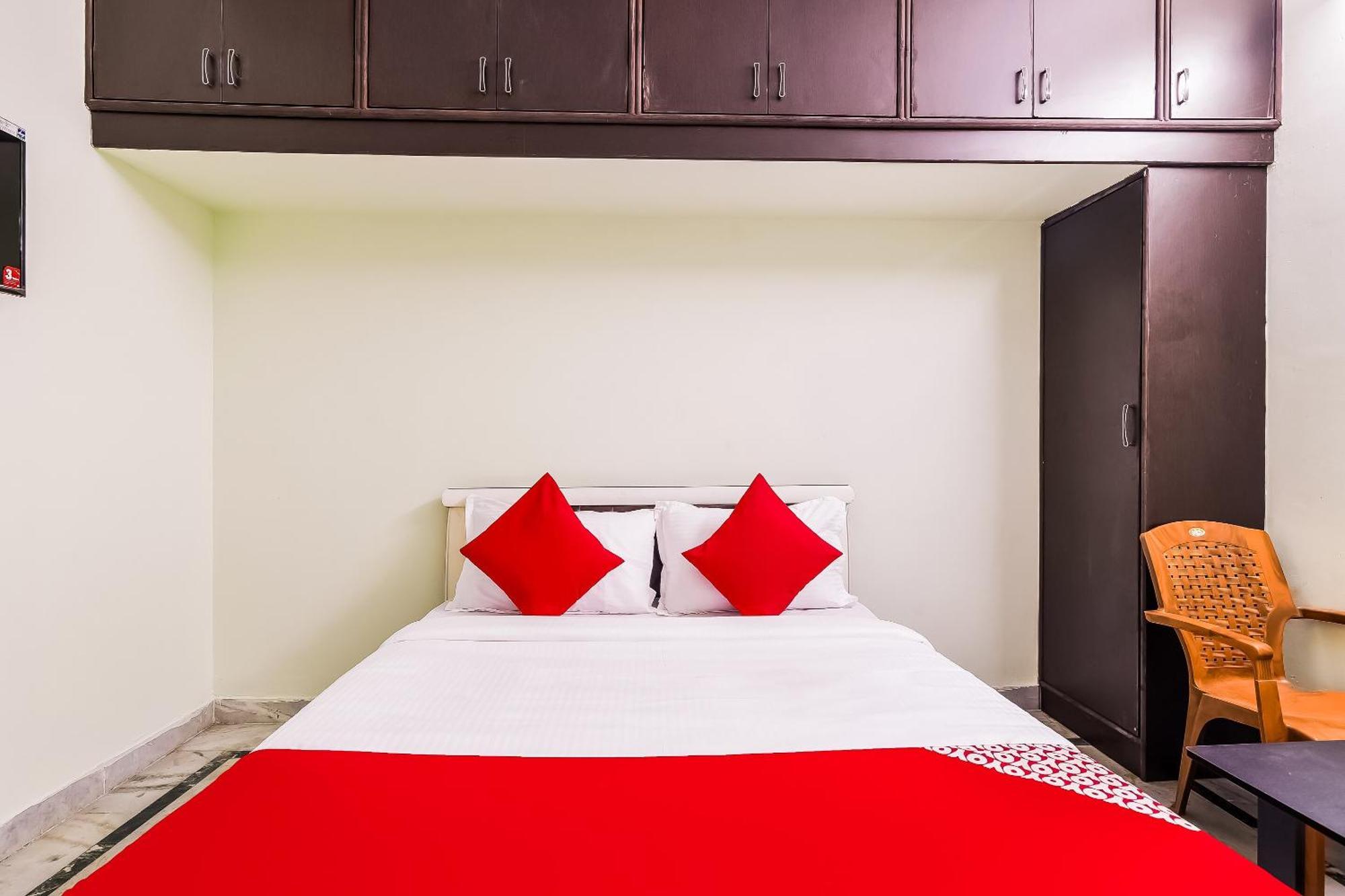 Hotel O Kartikeya Park View Residency Chittoor Esterno foto